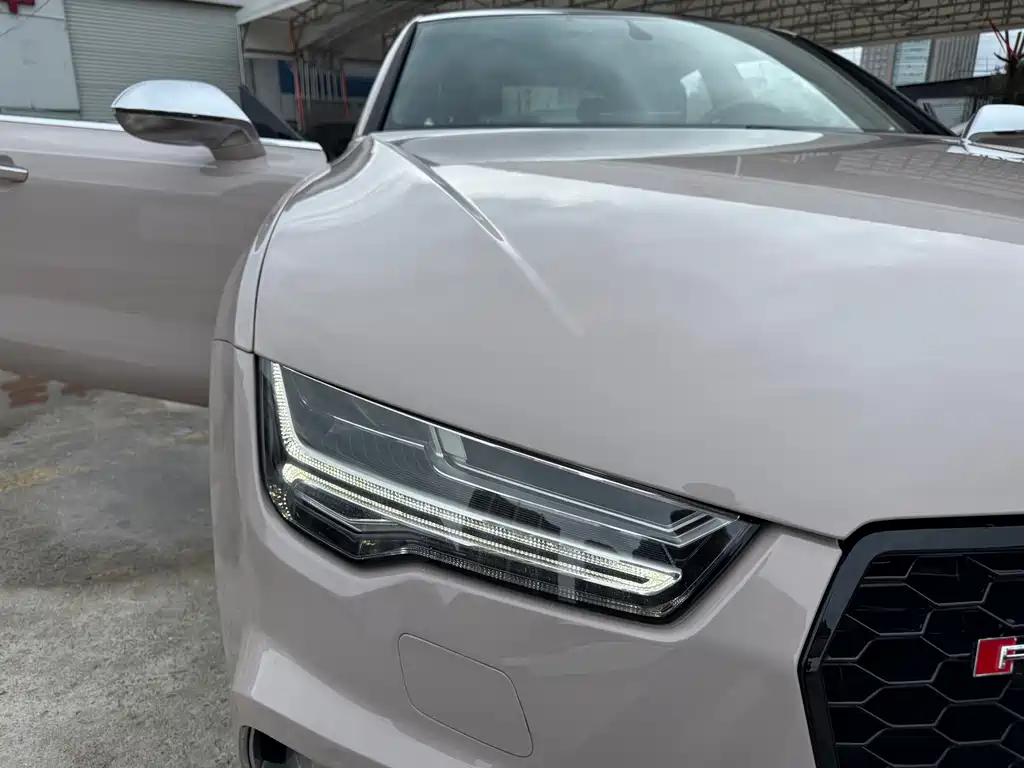 AUDI A7