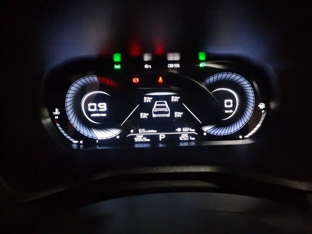 Geely Emgrand — миниатюра 4