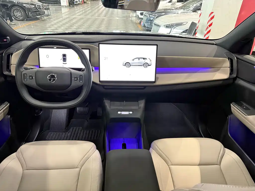 Volvo XC70 PHEV — миниатюра 9