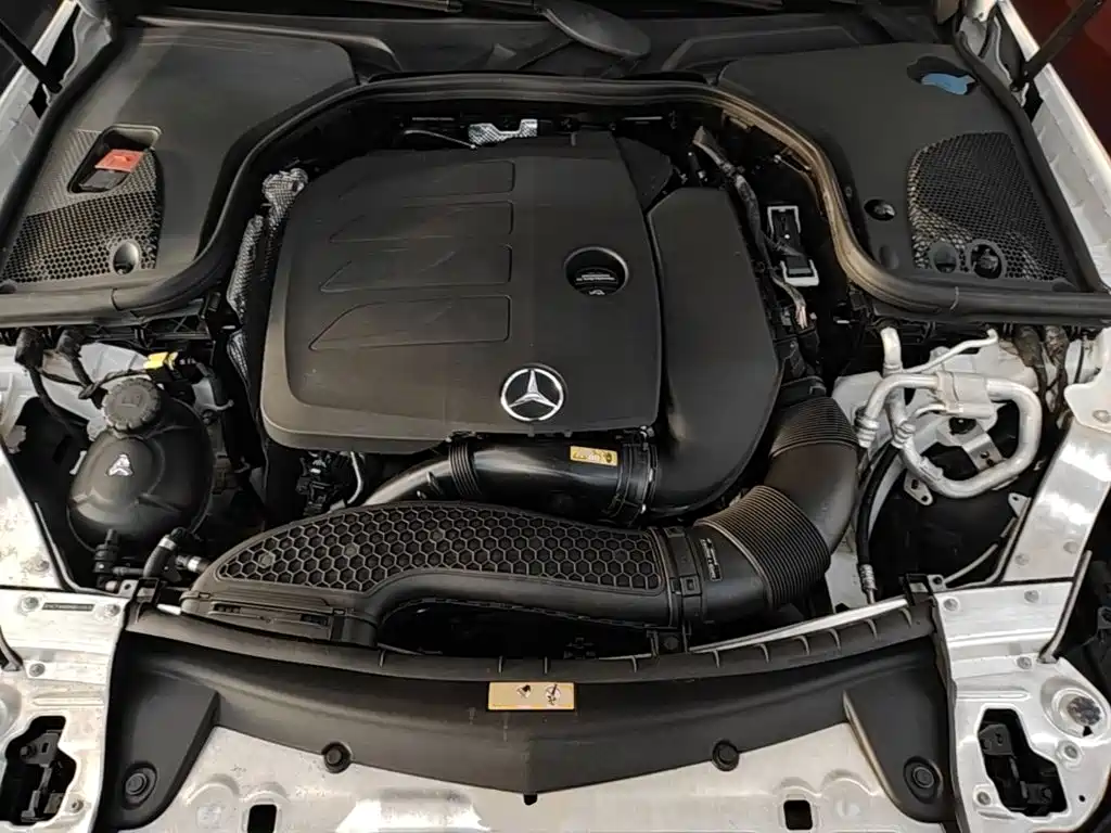 Mercedes-Benz E-Class (Import) — миниатюра 20