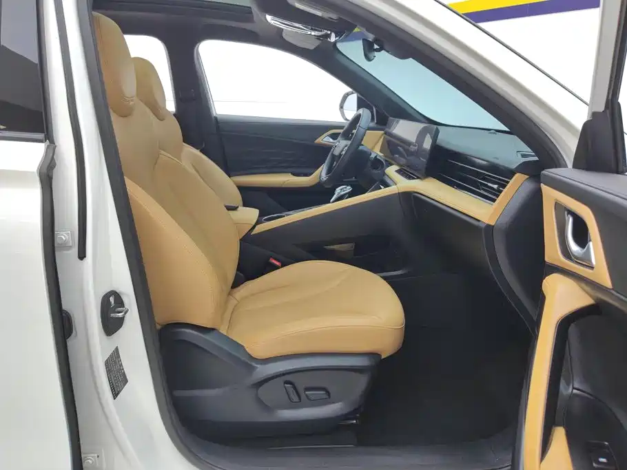 Roewe RX5 — миниатюра 8