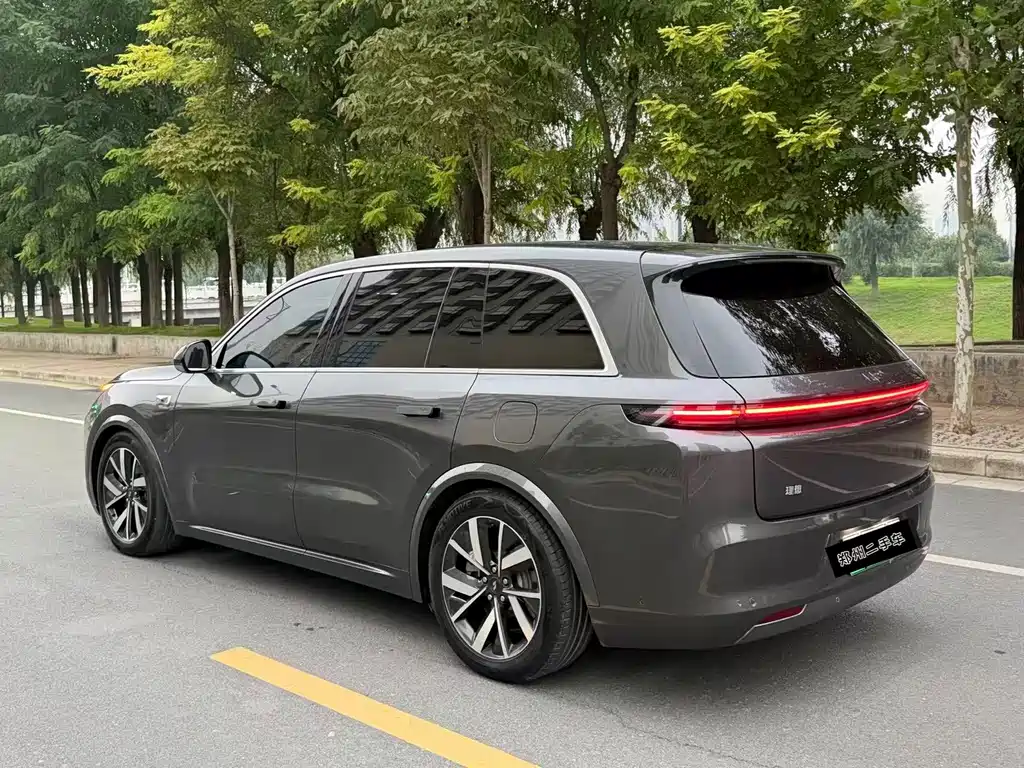 Li Auto Li L8 — миниатюра 7