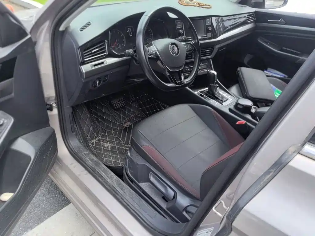 Volkswagen Bora — миниатюра 14