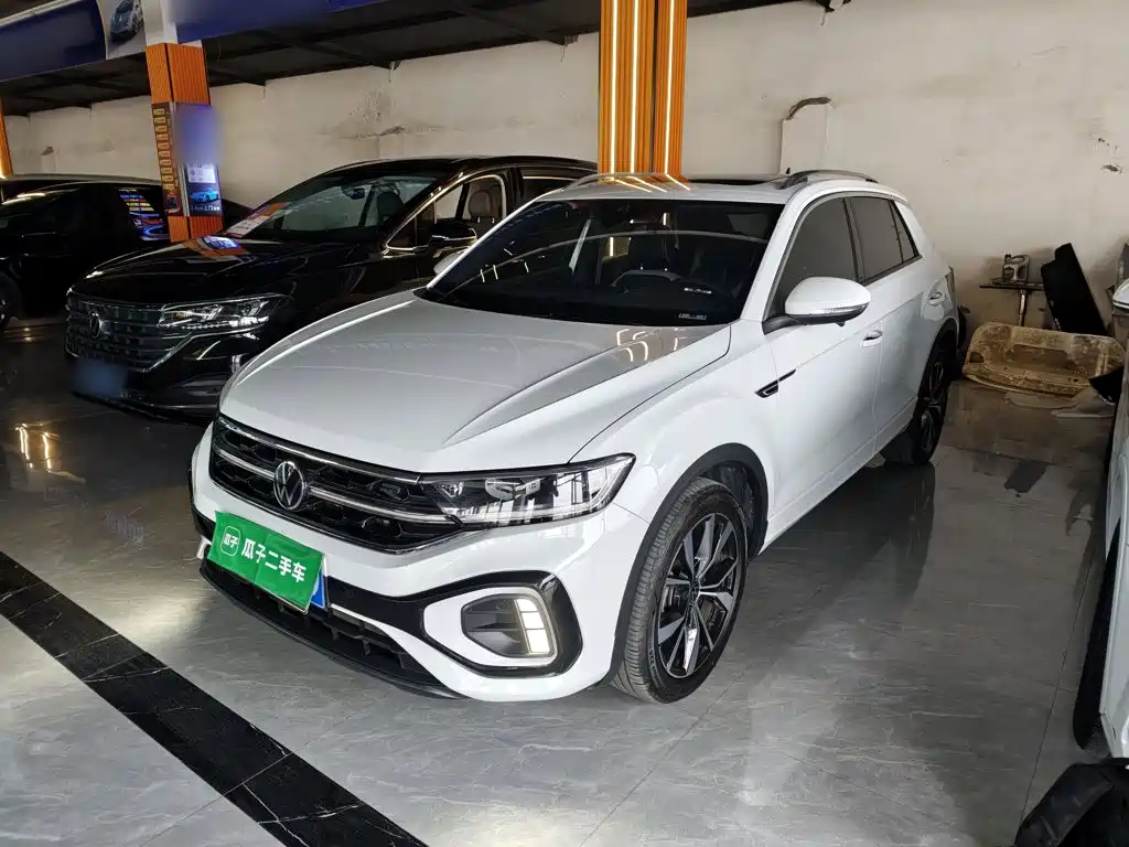 Volkswagen T-Roc — миниатюра 2