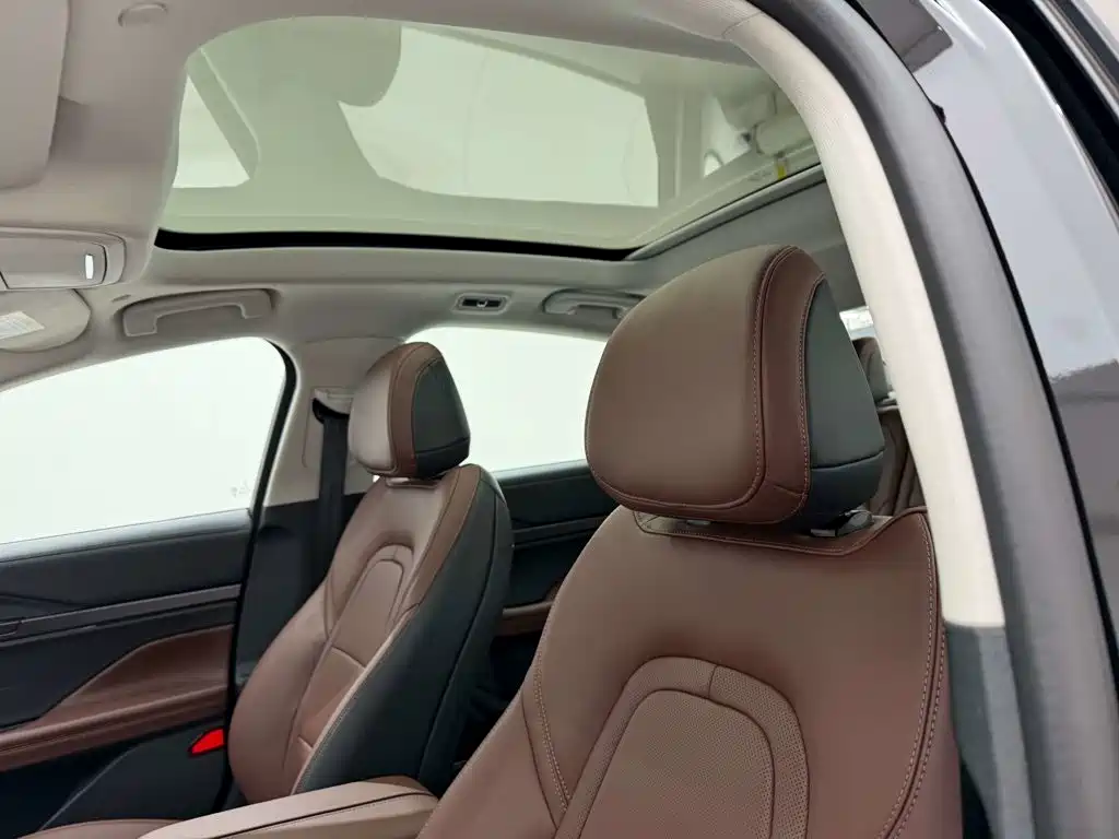 Lincoln Z — миниатюра 24