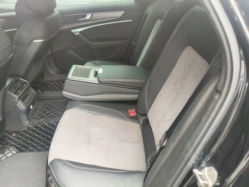 Audi A6L — миниатюра 15
