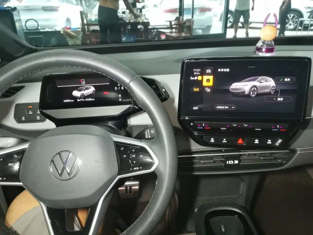 Volkswagen ID.3 — миниатюра 13