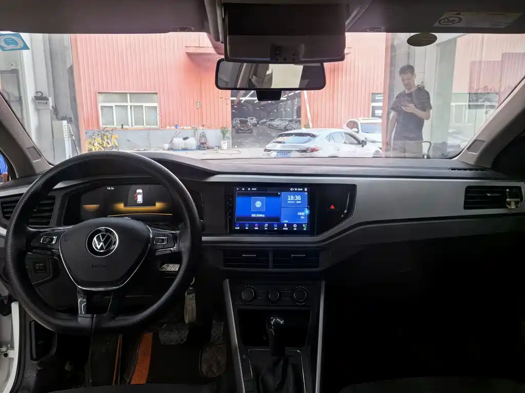 Volkswagen Polo — миниатюра 10