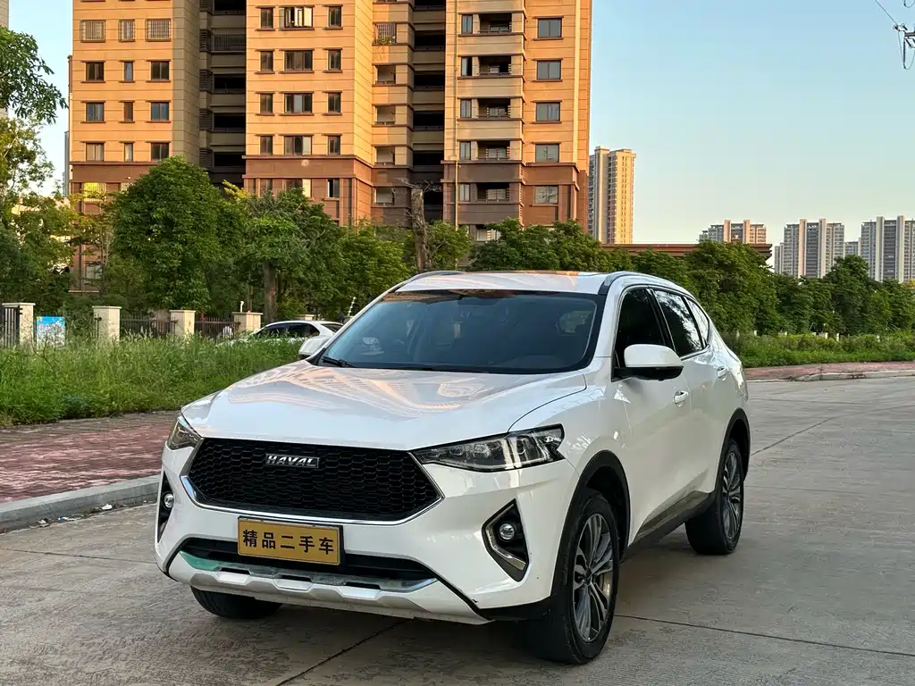 Haval F7
