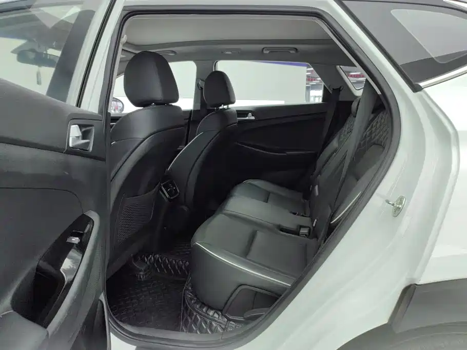 Hyundai Tucson — миниатюра 11