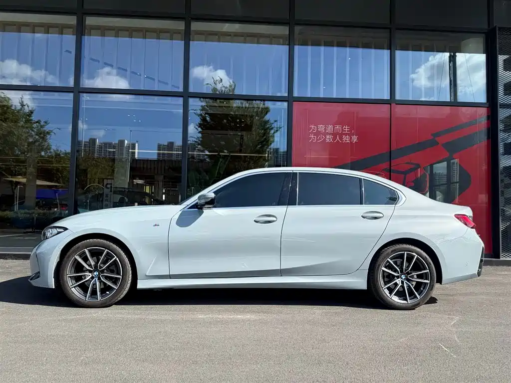 BMW 3 Series — миниатюра 3