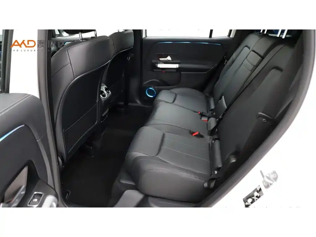 Mercedes-Benz GLB — миниатюра 7