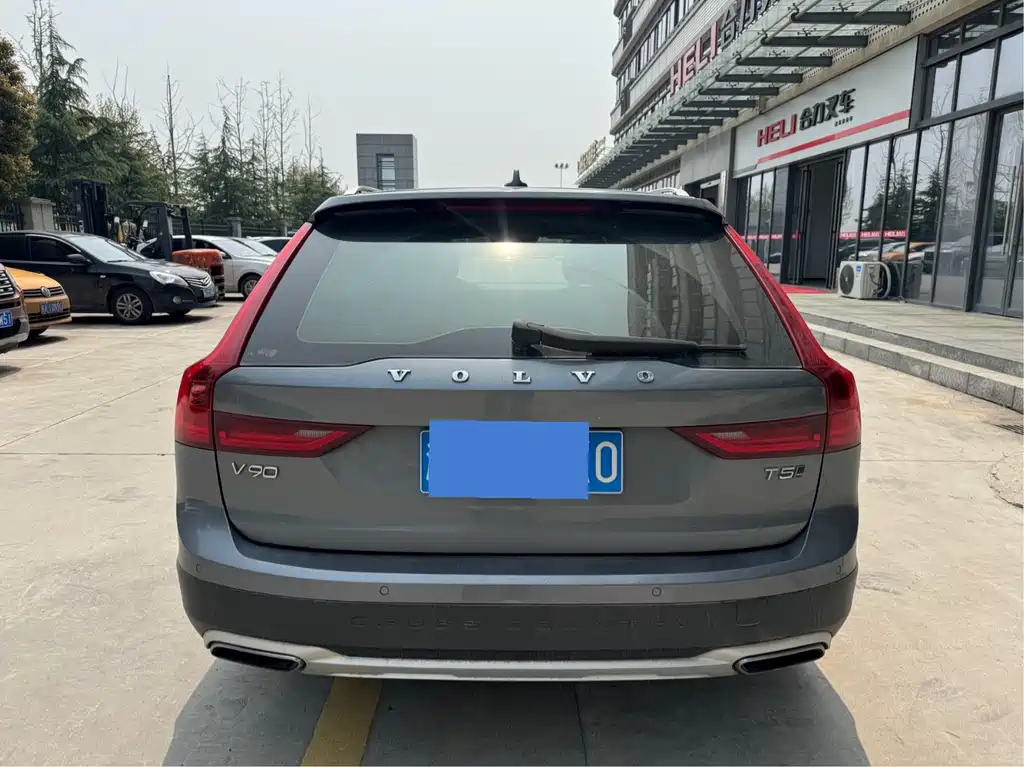 Volvo V90 2017 Cross Country T5 AWD