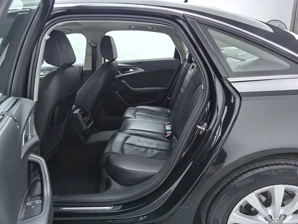 Audi A6L — миниатюра 15