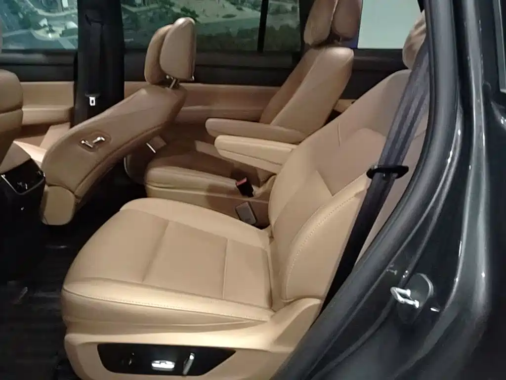 Li Auto Li ONE — миниатюра 17