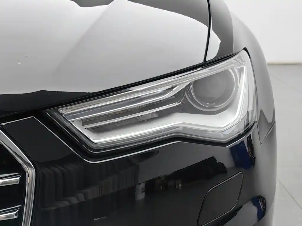 Audi A6L — миниатюра 7