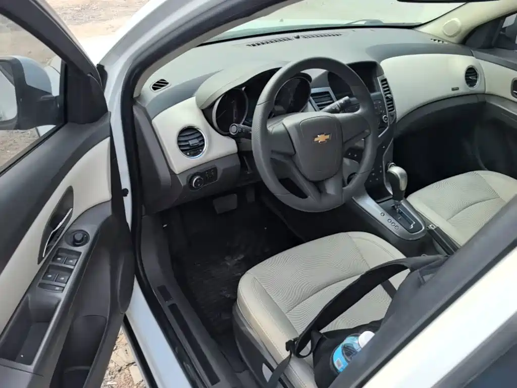 Chevrolet Cruze — миниатюра 16