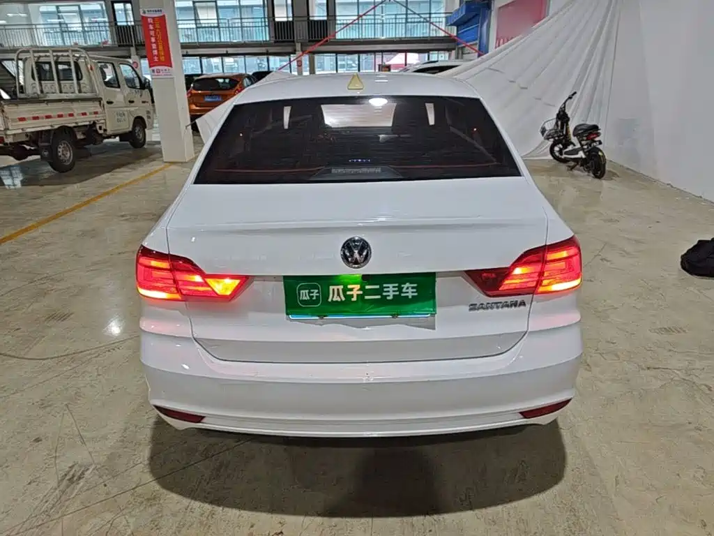 Volkswagen Santana — миниатюра 6