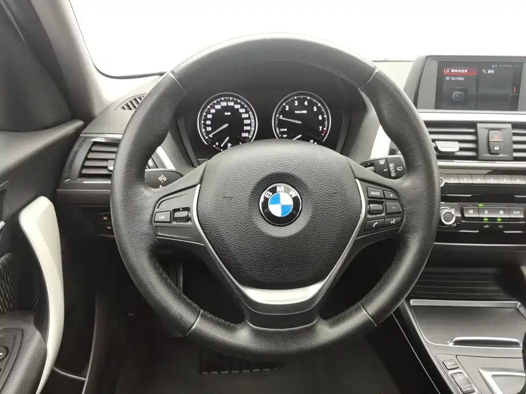 BMW 1 Series (Import) — миниатюра 11