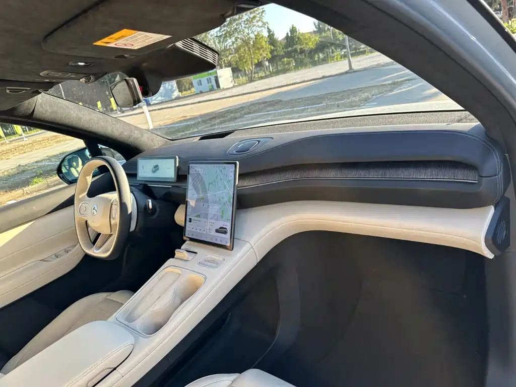 NIO ES6 — миниатюра 16