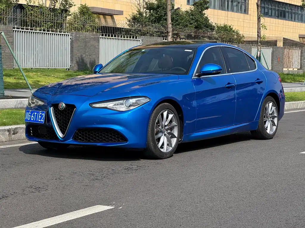 Alfa Romeo Giulia