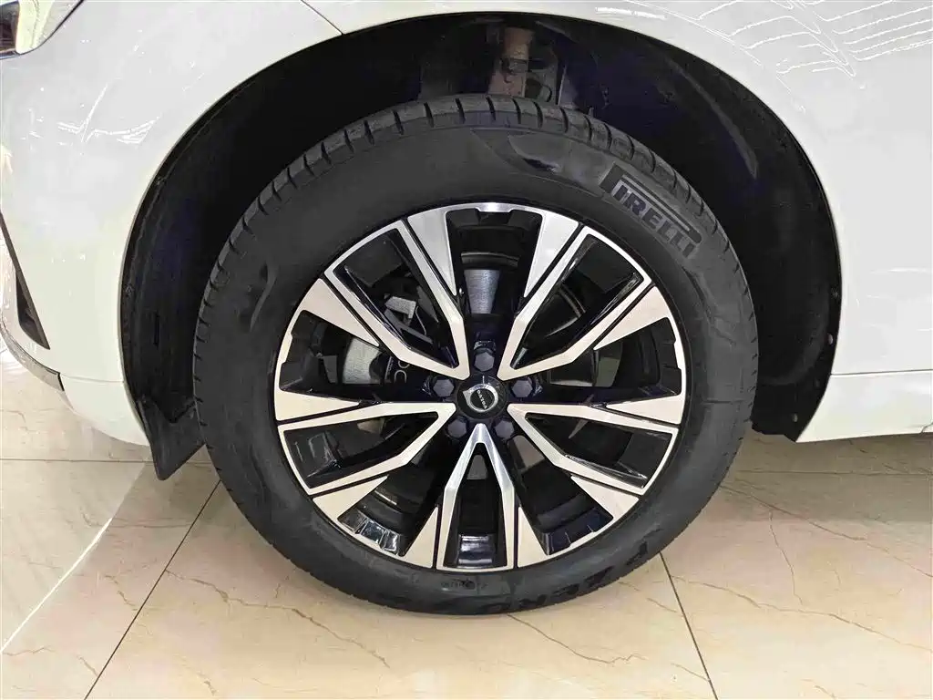 Volvo XC60 — миниатюра 15
