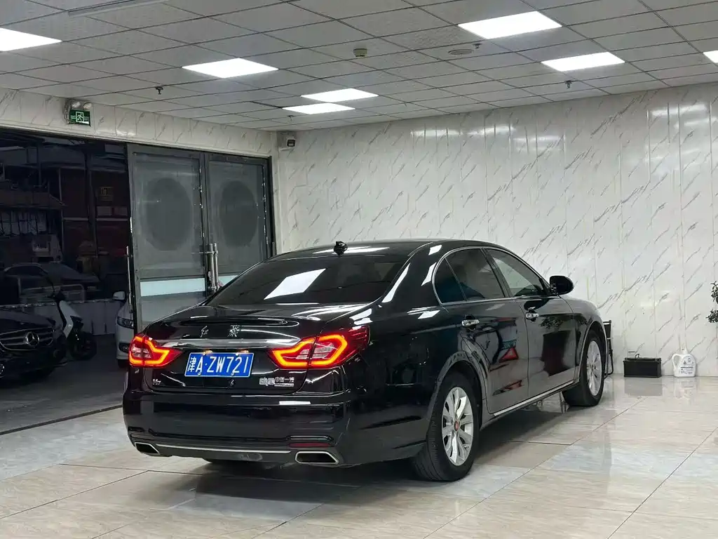 Hongqi Hongqi H7 — миниатюра 12