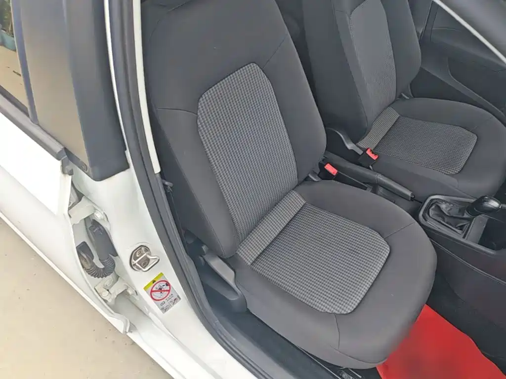 Volkswagen Santana — миниатюра 25