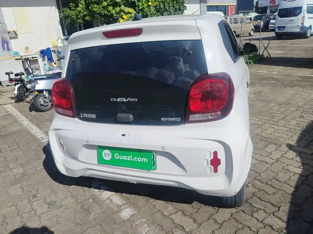 Roewe Clever — миниатюра 6
