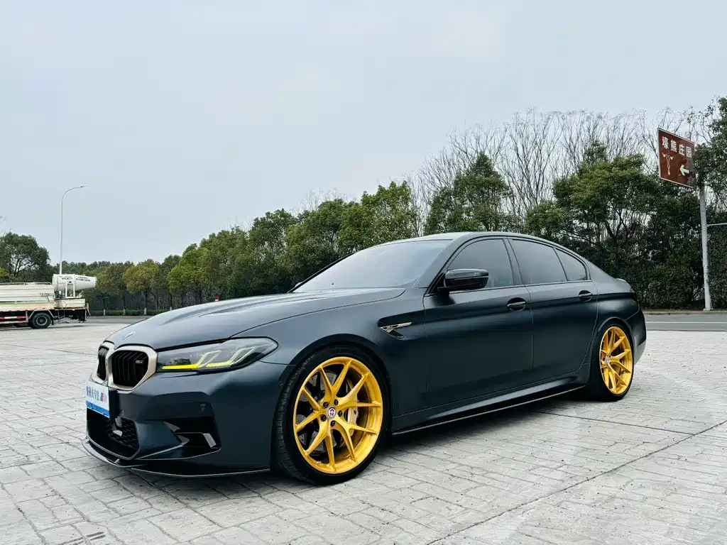 Купить BMW M5