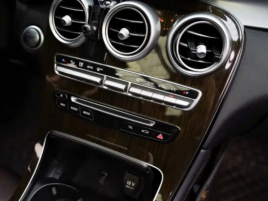 Mercedes-Benz GLC — миниатюра 10