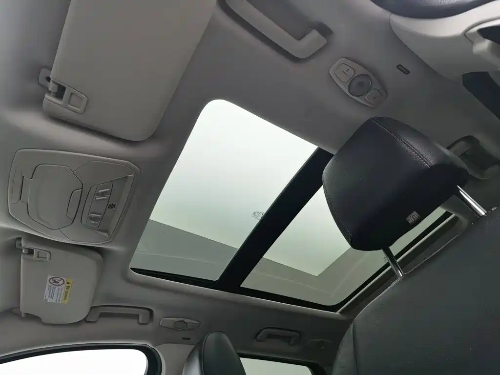 Ford Kuga — миниатюра 14