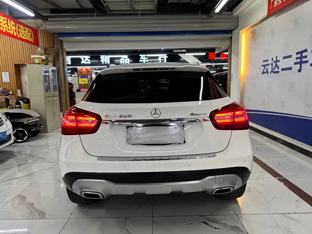 Mercedes-Benz GLA — миниатюра 11