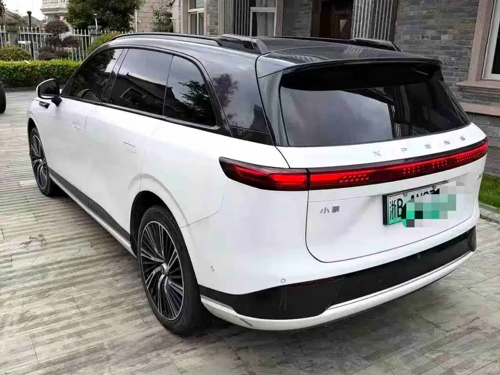 XPeng G9 — миниатюра 6