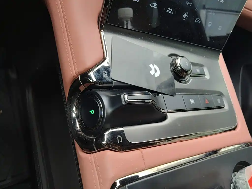 NIO EC6 — миниатюра 14