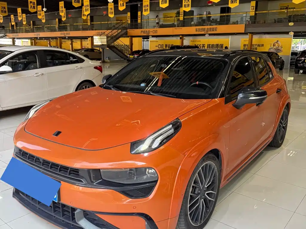 Lynk & Co 02 Hatchback — миниатюра 2