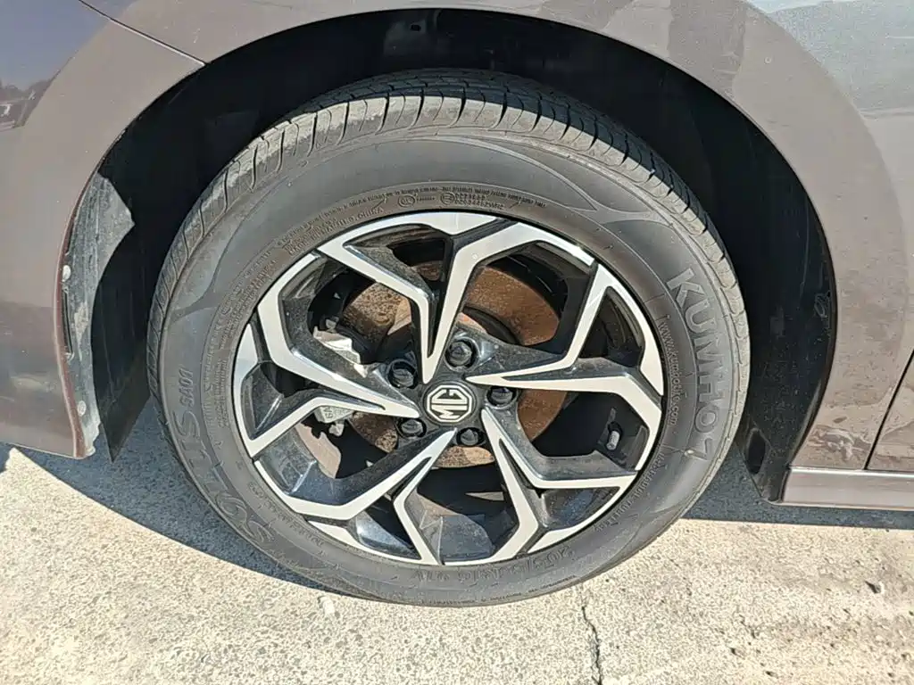 MG MG5 — миниатюра 23