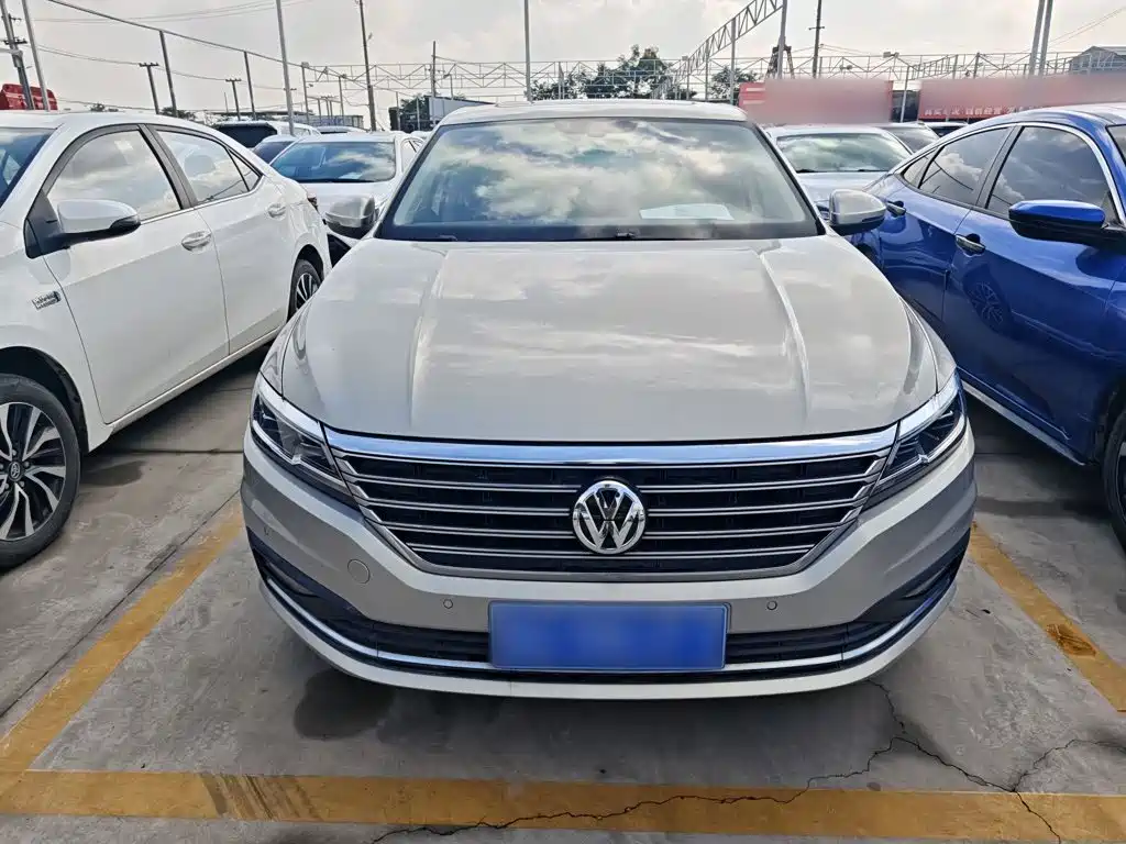 Volkswagen Lavida — миниатюра 4