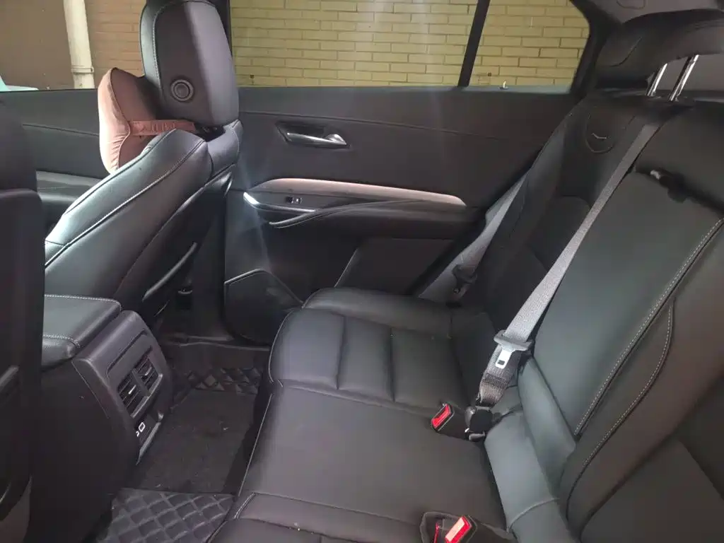 Cadillac XT4 — миниатюра 13