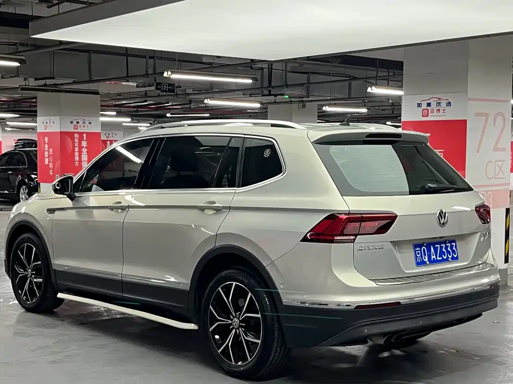 Volkswagen Tiguan L L 2017 330TSI AT Flagship