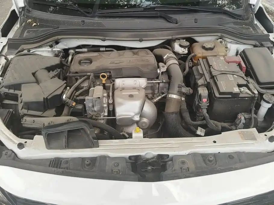 Chevrolet Monza — миниатюра 10