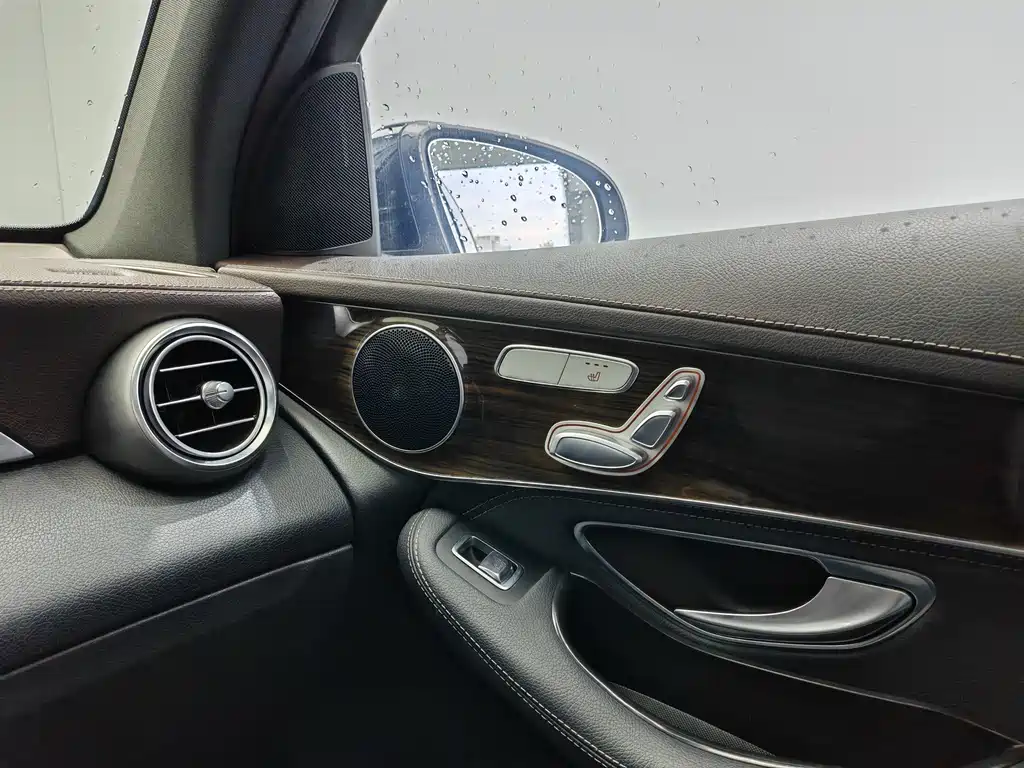 Mercedes-Benz GLC — миниатюра 18