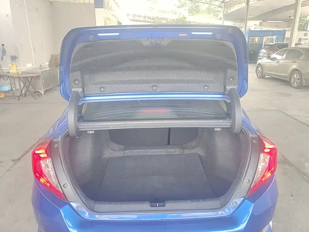 Honda Civic — миниатюра 19