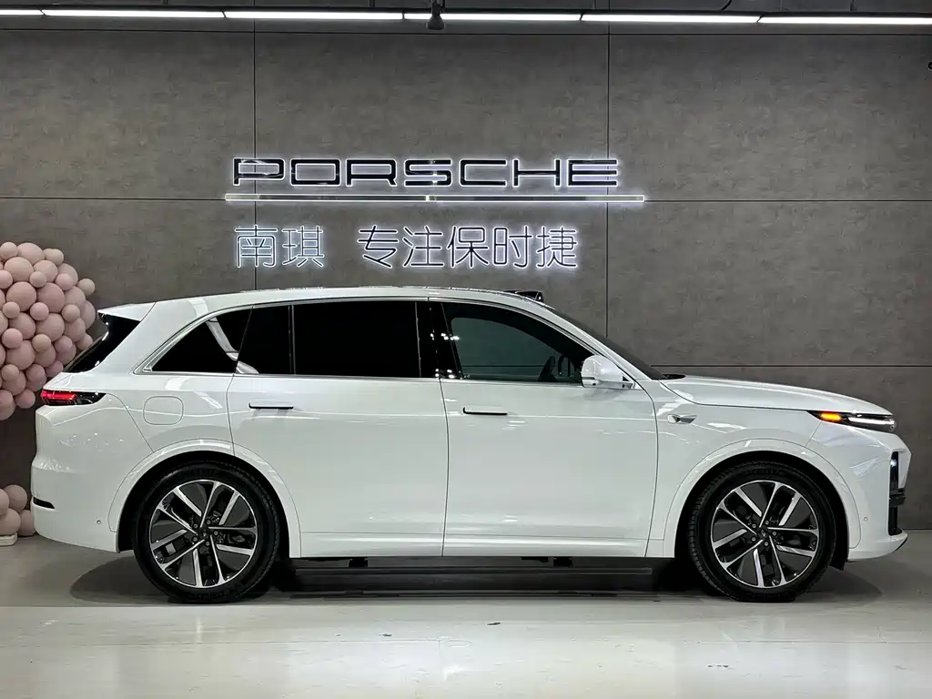 Li Auto IDEAL L7