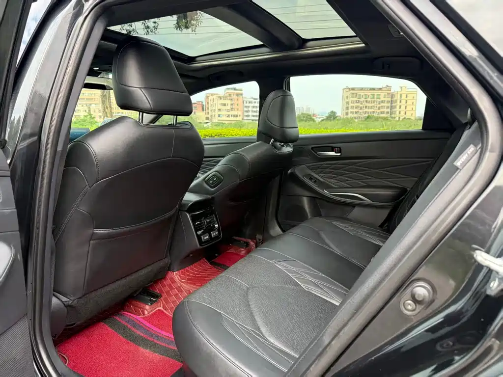 Toyota Avalon — миниатюра 6