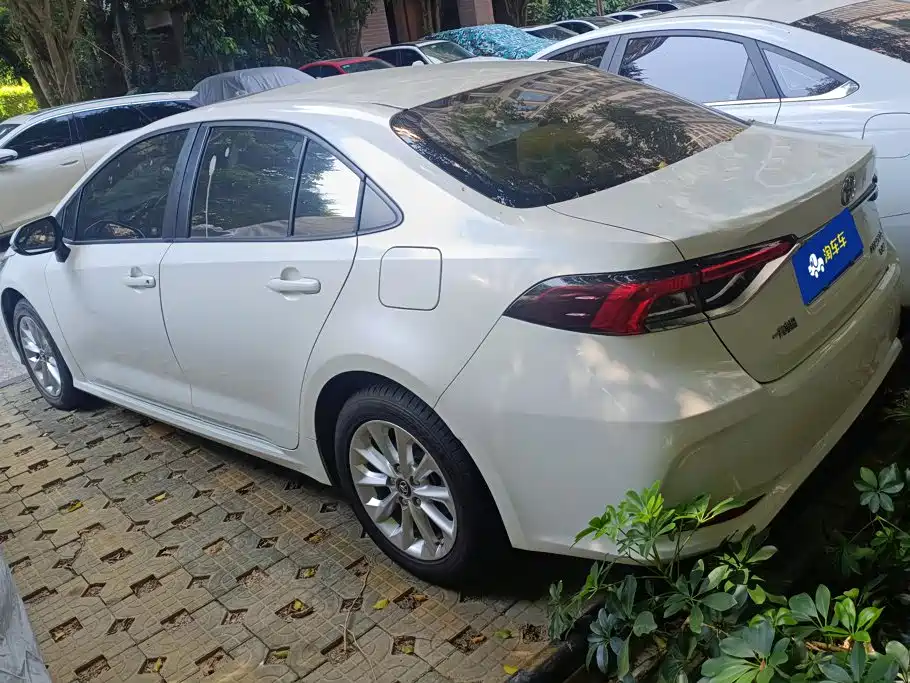 Toyota Corolla — миниатюра 3
