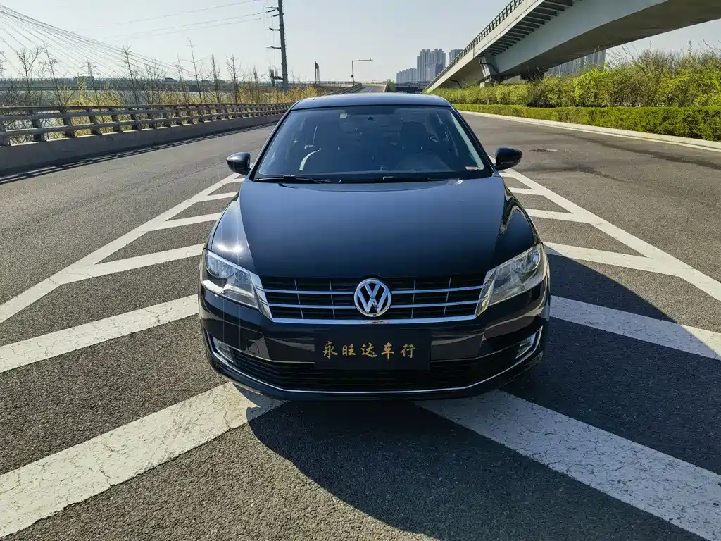 Volkswagen Lavida 2013 1.6L MT Comfort