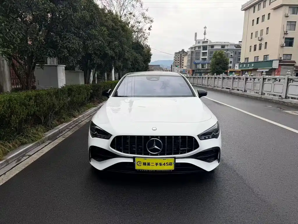 MERCEDES-BENZ CLA AMG