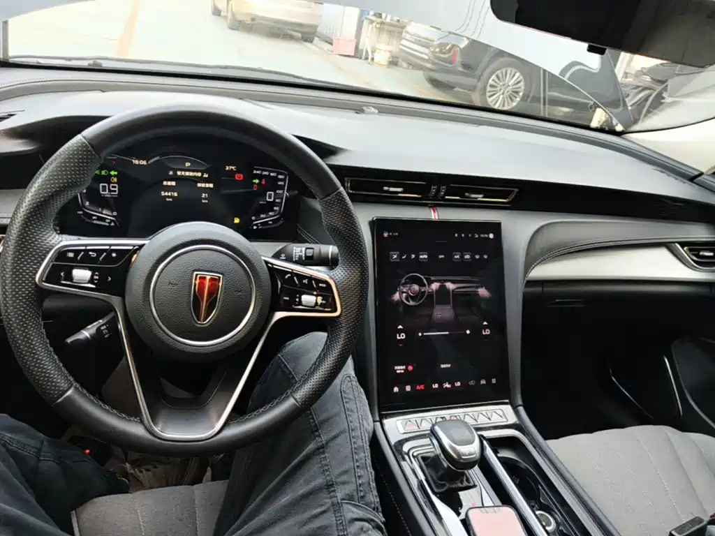 Hongqi Hongqi H5 — миниатюра 10