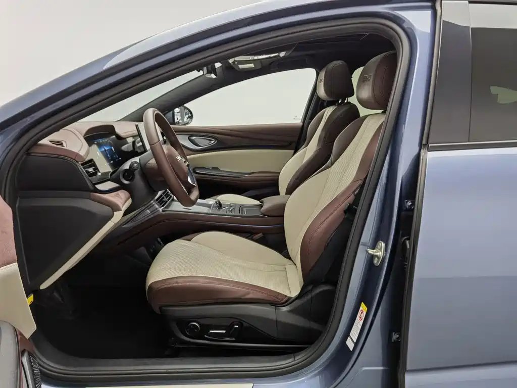 BYD Seal — миниатюра 10